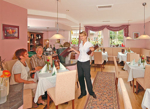 Hotel Seehotel Düne 3*